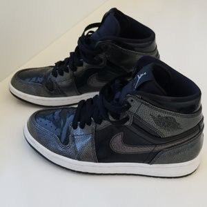 Special Edition Nike SpaceJam AntiGravity Sneakers